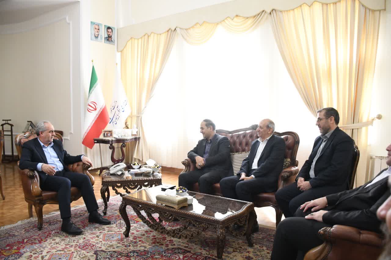 نشست مدیرعامل سازمان مرکزی تعاون روستایی ایران با استاندار استان آذربایجانشرقی_0